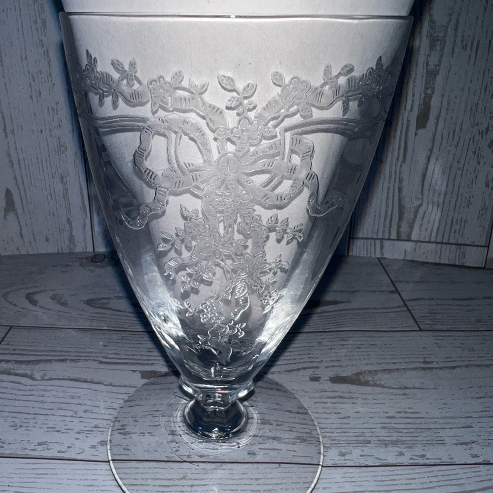 Glass Footed Clear Intricate Floral Etched Tumbler Vintage Elegant Wine Water - Picture 3 of 8